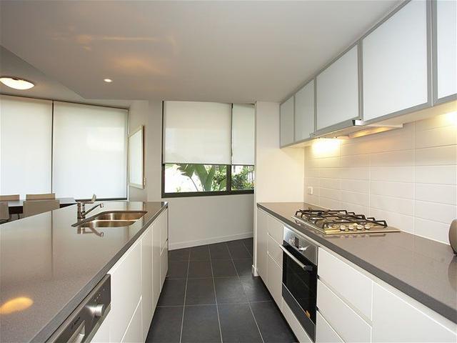 2102/40 Merivale St, QLD 4101