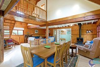 Barn Dining Area (2016-06-15)