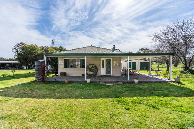 384 Yellowbox Road, NSW 2865