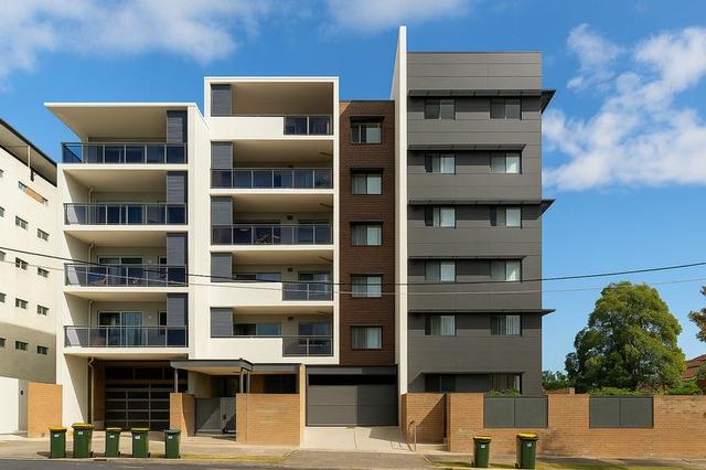 12/1 Goulburn Street, NSW 2170