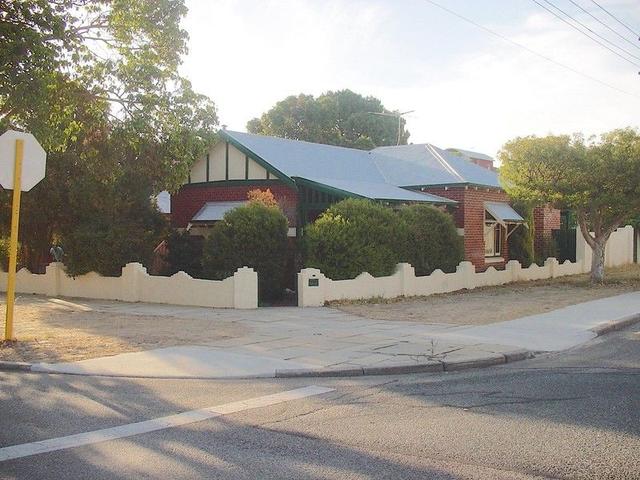 32 Elizabeth Street, WA 6006