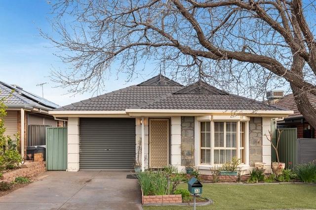 32 Applecross Drive, SA 5114