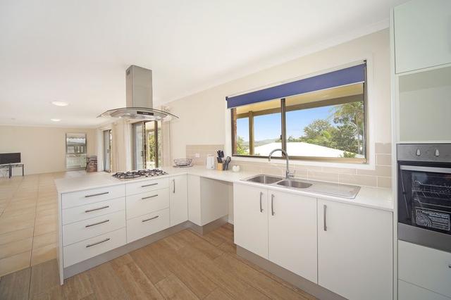 218 Centenary Heights Road, QLD 4573