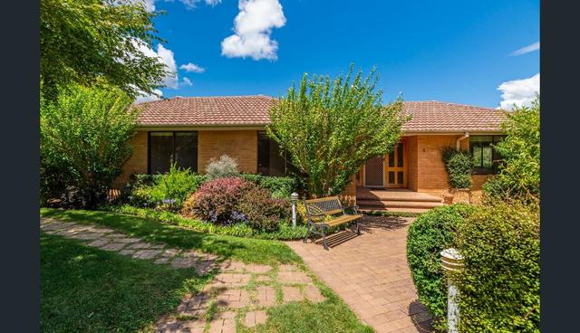 2 Gibbs Place, ACT 2902