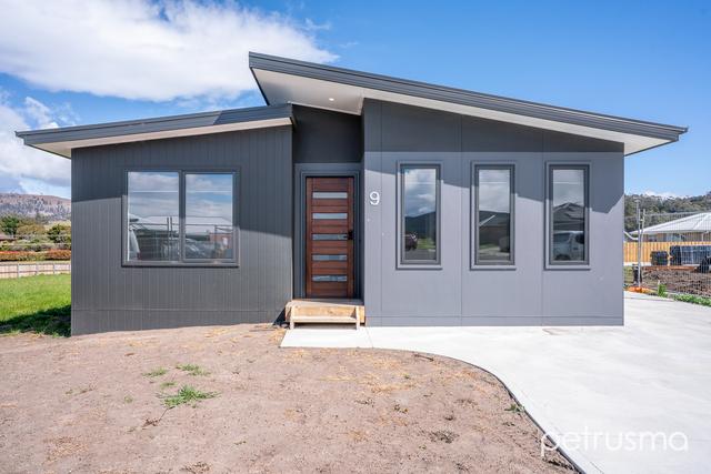 9 Pierre Court, TAS 7026