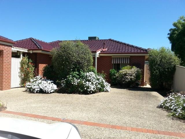 2/123 Phillips Street, VIC 3690