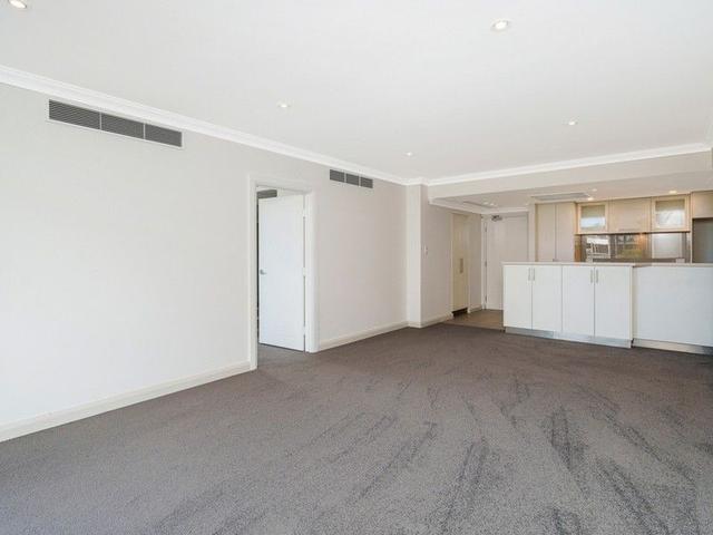 40/20 Royal Street, WA 6004