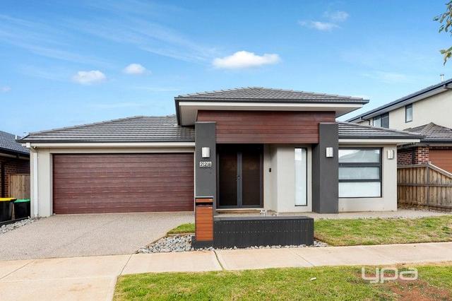 228 Frontier Avenue, VIC 3336