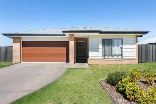 26 Knox Crescent, NSW 2850