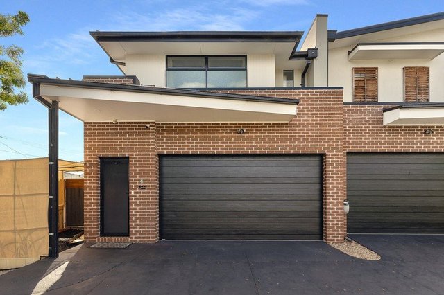 4/2 Lynn Drive, VIC 3156