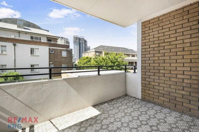3/3-5 Burlington Road, NSW 2140