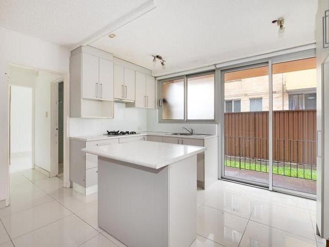 4/30 Brittain Crescent, NSW 2036