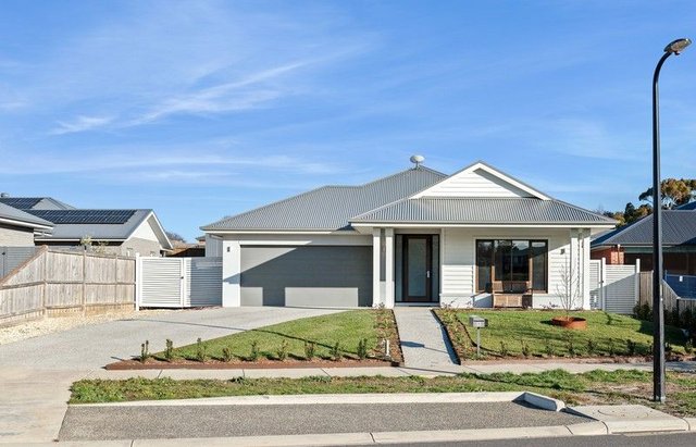 51 Campaspe Drive, VIC 3444