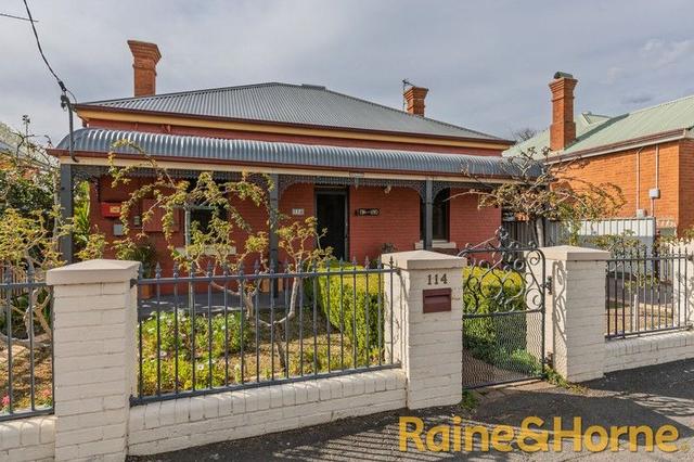 114 Bultje Street, NSW 2830