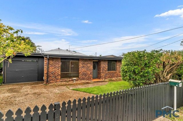 18 Burren Street, QLD 4012