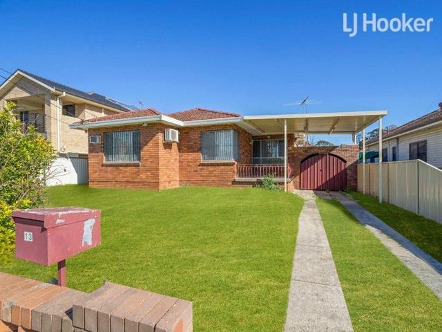 13 Senior Street, NSW 2166