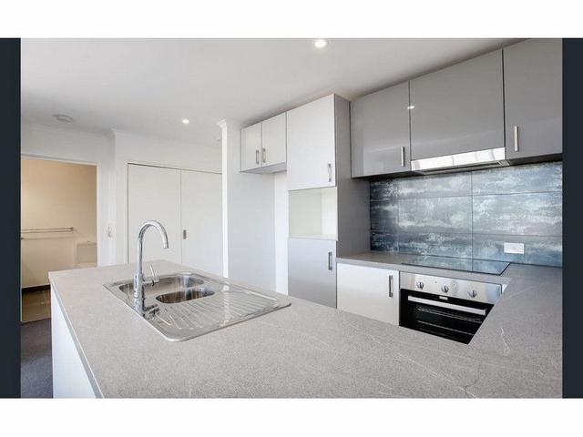 2/10 Pimlico Crescent, WA 6170