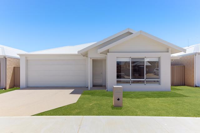 11 Hartsholme Way, WA 6171