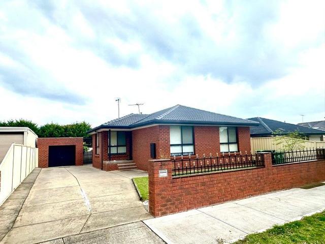 34 Bicentennial Crescent, VIC 3048