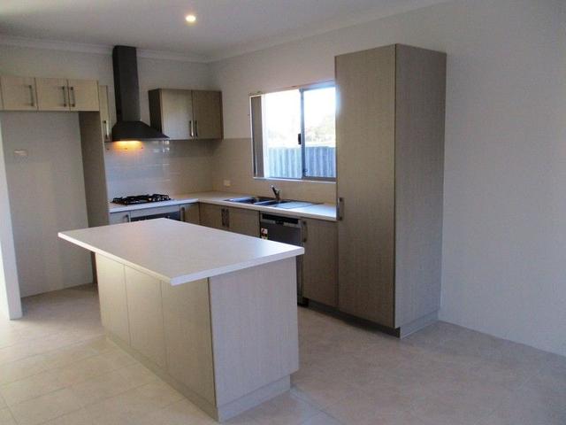 24b Lovegrove Way, WA 6062