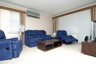 Lounge (2006-03-30)