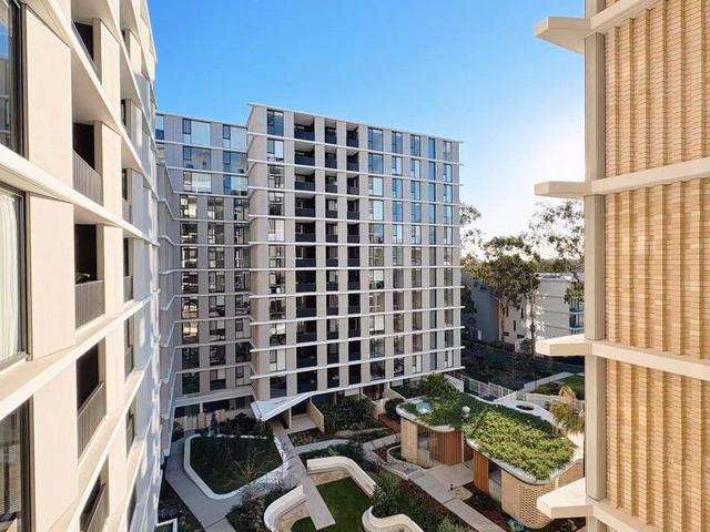 608/21 Spurway Drive, NSW 2153
