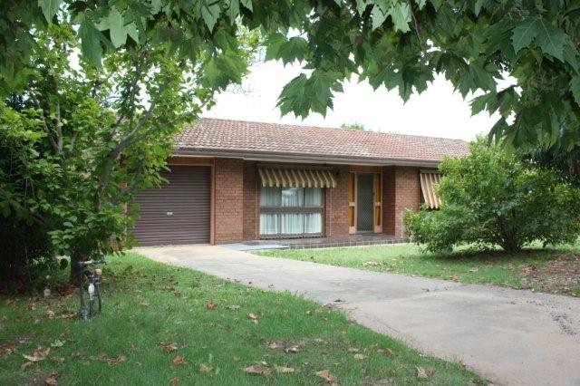 7 Birdwood Street, NSW 2646