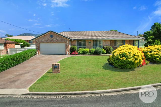 2 Banksia Close, NSW 2352