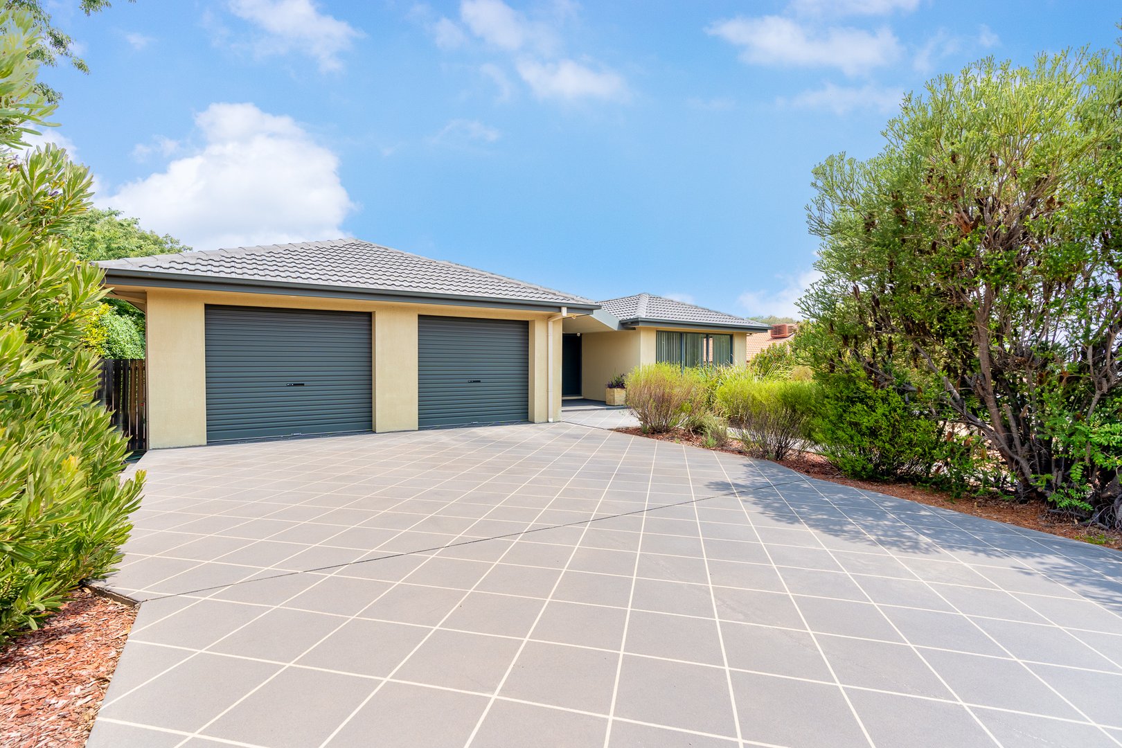 4 Brennan Court, Jerrabomberra NSW 2619 Allhomes