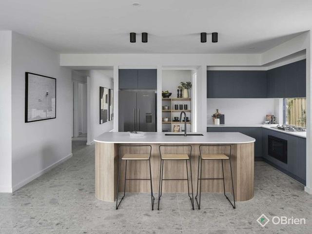 56 Apsley Parkway, VIC 3812