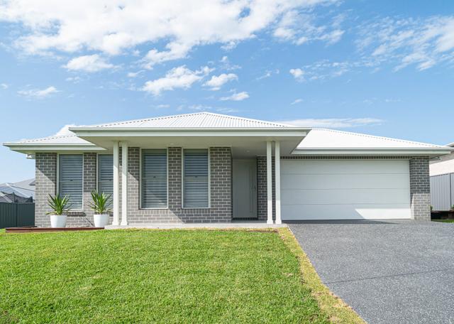 4 Auvergne Way, NSW 2430