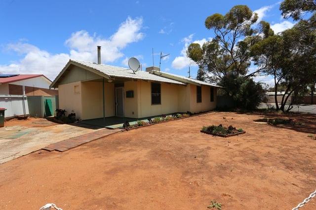 27 Pittosporum St, WA 6442