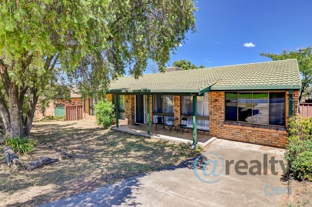 25 Glengarvin Drive, NSW 2340