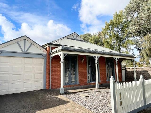 13 Netherton Place, VIC 3023
