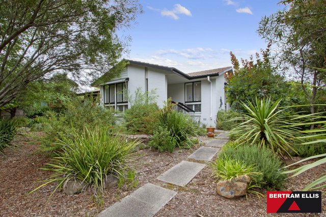 18 Nash Place, ACT 2611