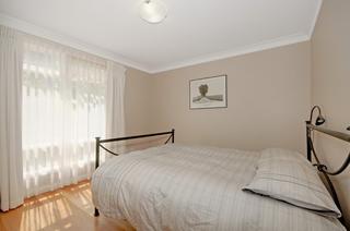 Bed 2 (2010-10-25)