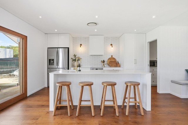 17 Ware Drive, QLD 4223