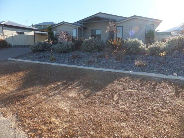 4 Leata Street, WA 6348