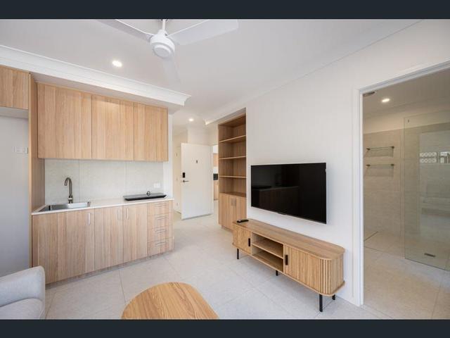 1/36 Hellen Street, QLD 4036