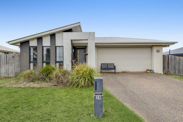 39 Myrtleford Crescent, QLD 4358