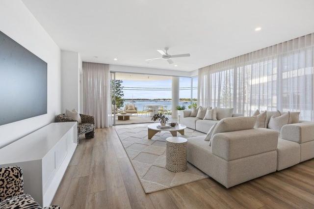 1/536 Marine Parade, QLD 4216