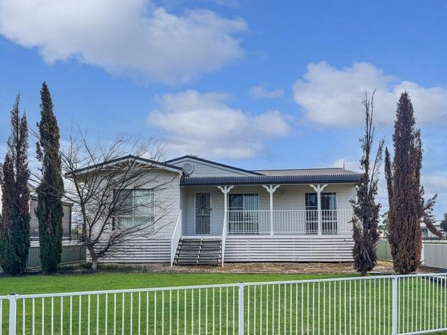 35 Dale Street, NSW 2390