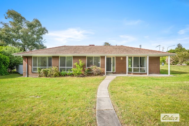 1 Tawonga Place, NSW 2640