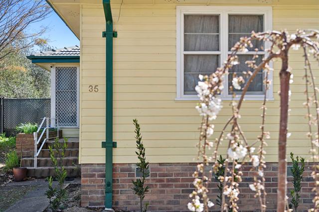 35 Warramoo Crescent, ACT 2604