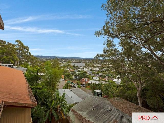 2/3 View Street, QLD 4220