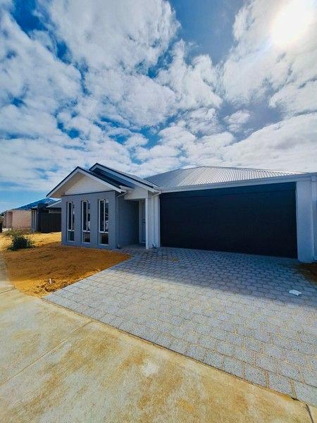 21 Shebelle Way, WA 6112