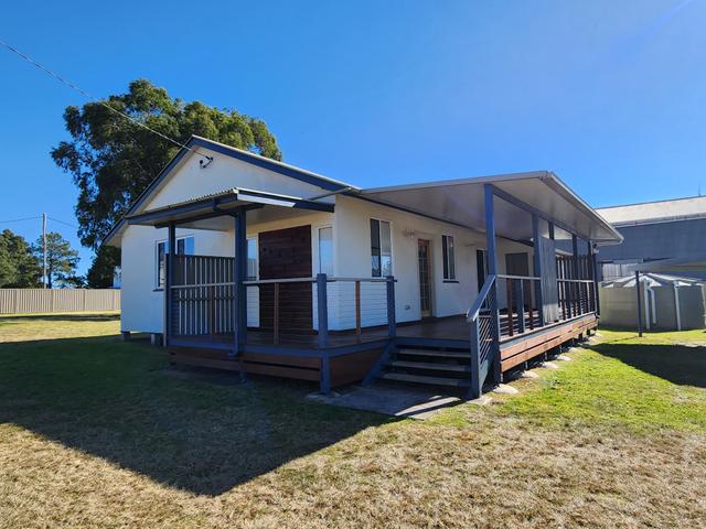 8 Church Rd, QLD 4377