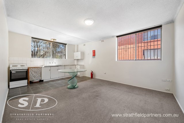 1/11 Drummond Street, NSW 2170