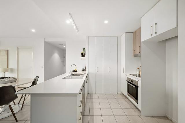 33/2 Hinder Street, ACT 2912