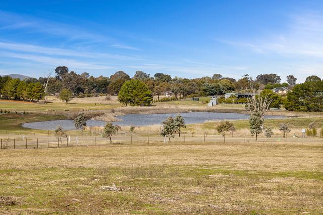 2 Grosvenor Close, NSW 2582
